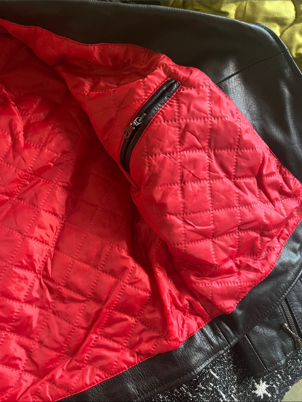Leather jacket - Picture 5 of 10